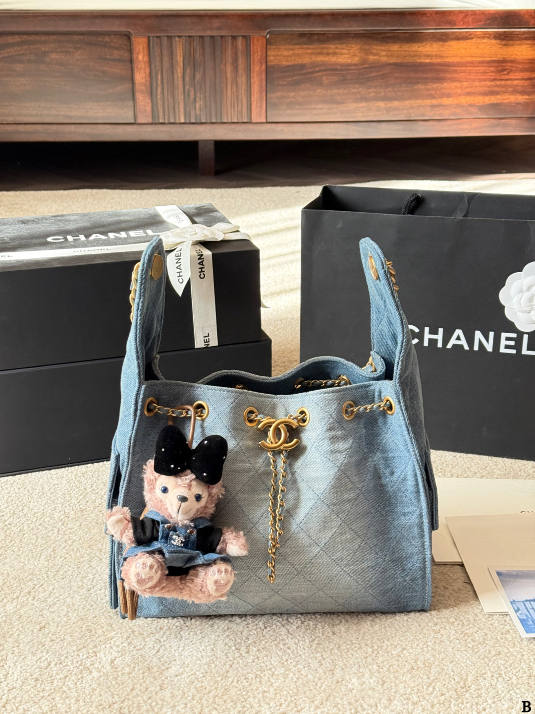 Chanel Chanel 25