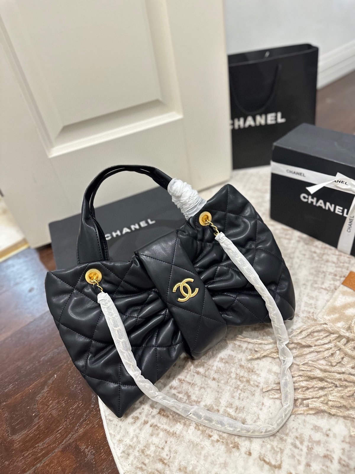 Chanel Bow