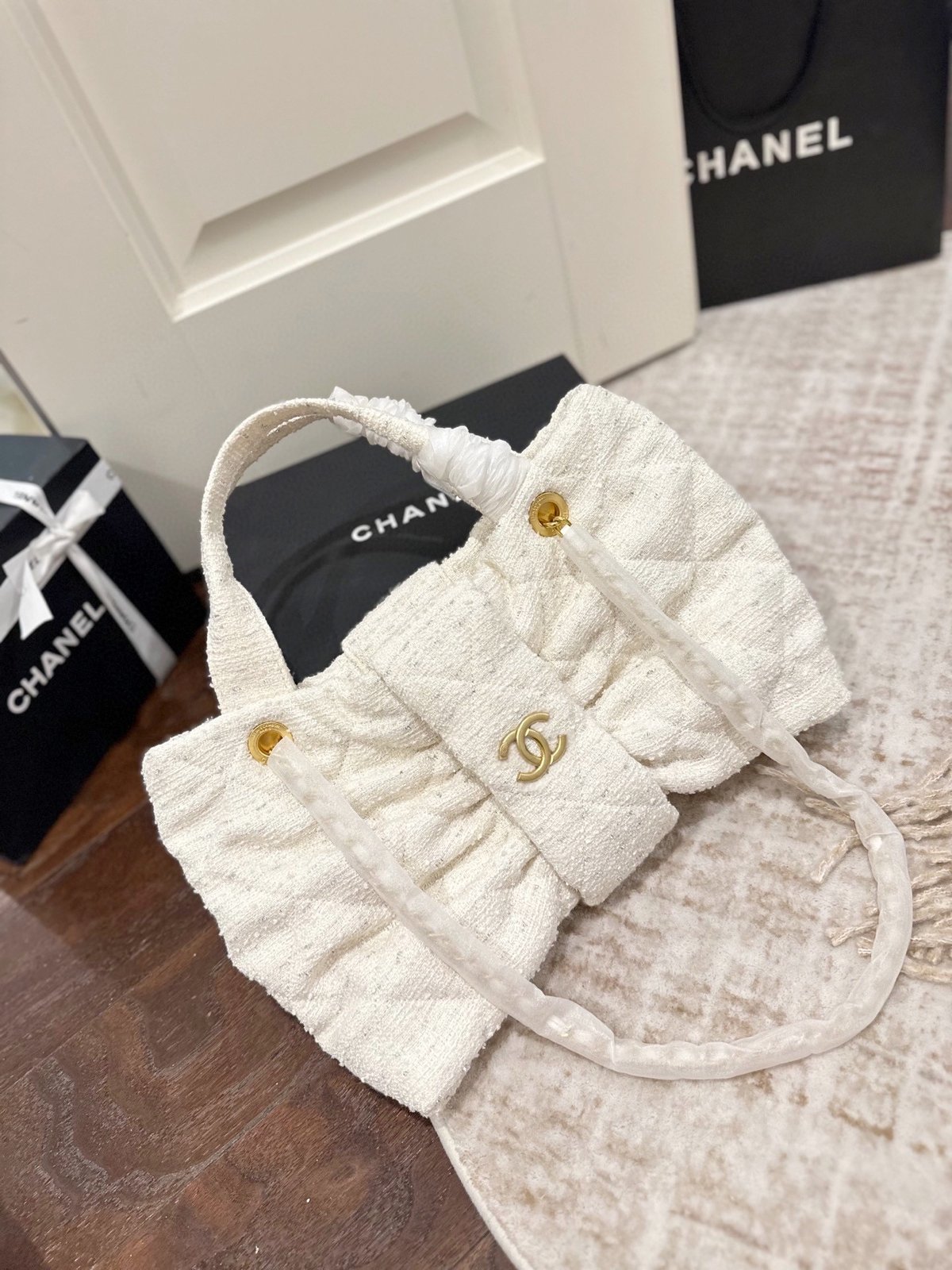 Chanel Bow