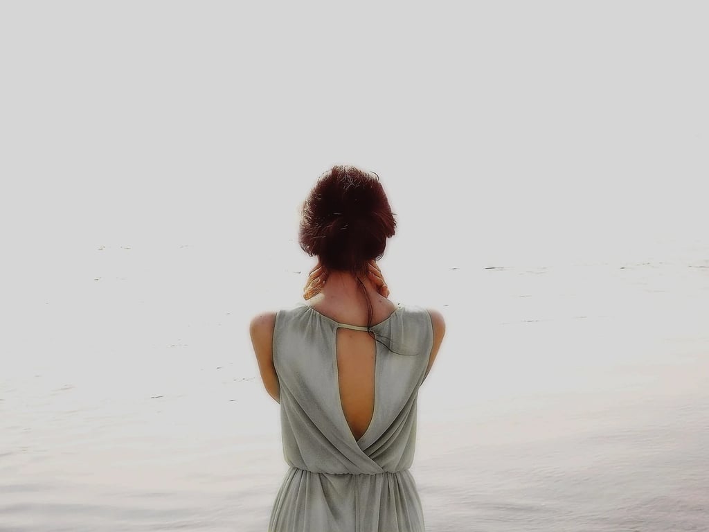 AI color splash filter before photo - casual portrait before AI color isolation applied