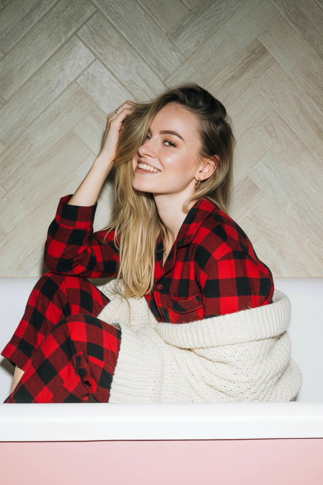 AI lingerie filter before photo - influencer photo before AI lingerie filter