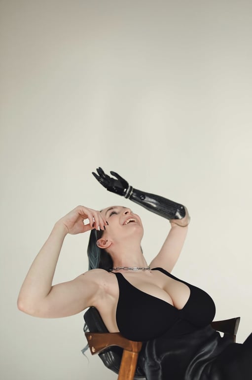 AI body enhancement filter after transformation - side profile with enhanced look