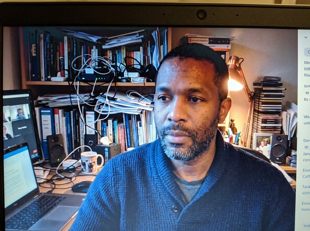 Turn this low-quality webcam s...