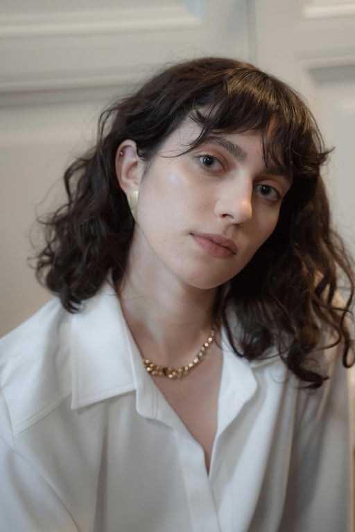 AI long hair filter before photo - full body photo short hairstyle