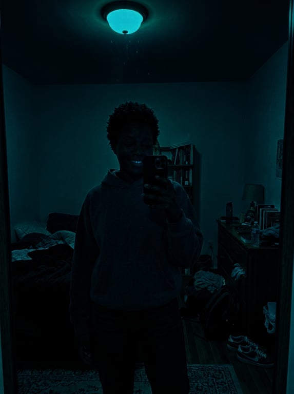 Give this mirror selfie a mood...