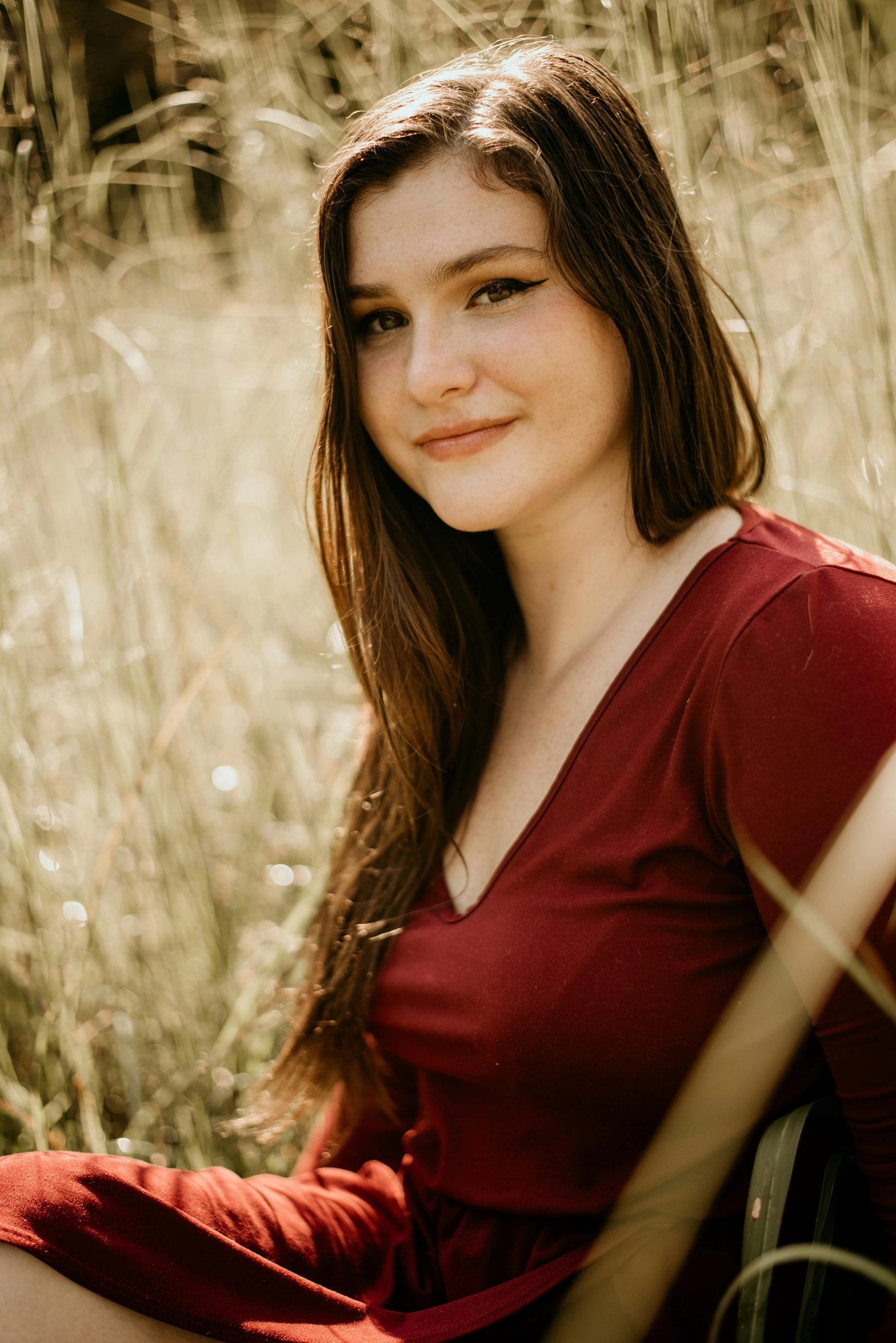 White Party Outfits filter before photo - natural portrait in simple outfit with soft daylight