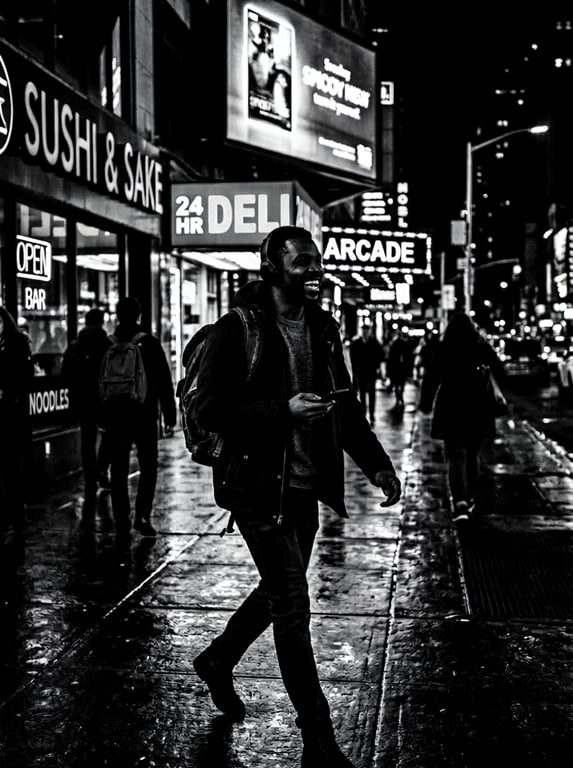 Transform the scene into a dra...