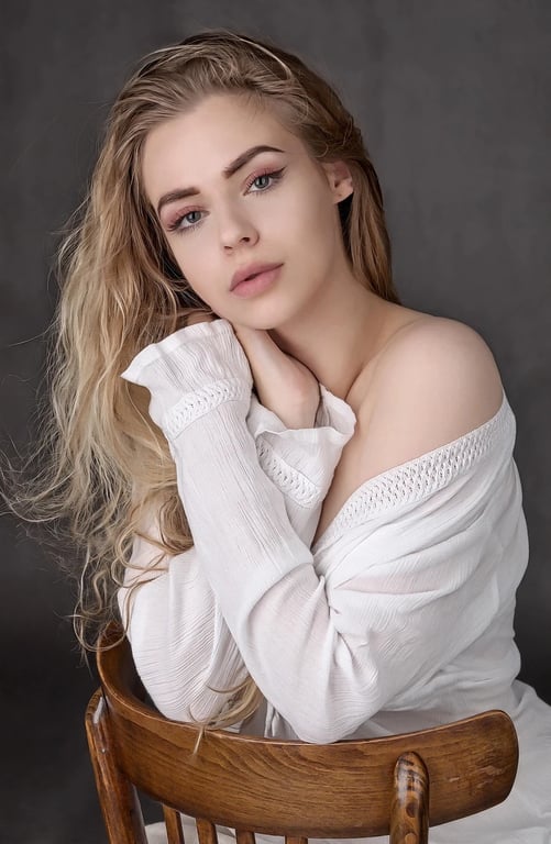 AI aesthetic filter before photo - outdoor photo before aesthetic color palette applied