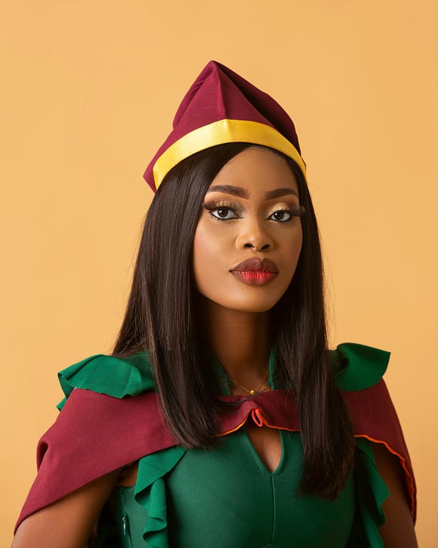 AI Curly hair filter before pic - woman portrait with straight hair