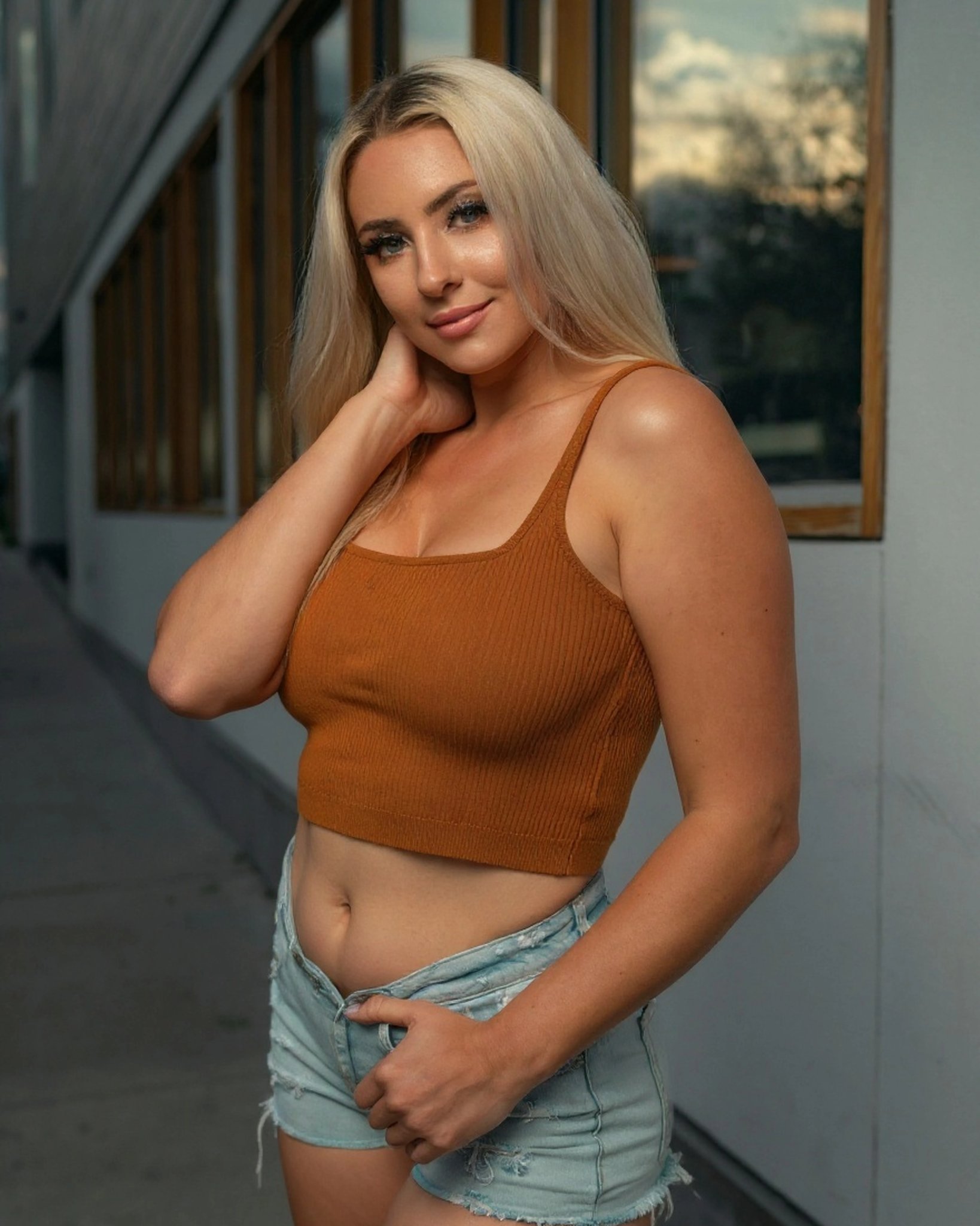AI skinny filter before photo - influencer photo before slimming transformation
