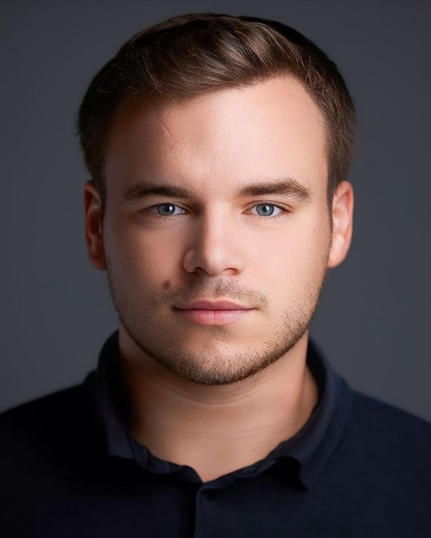 AI red eye remover after transformation - casual portrait with corrected eye color