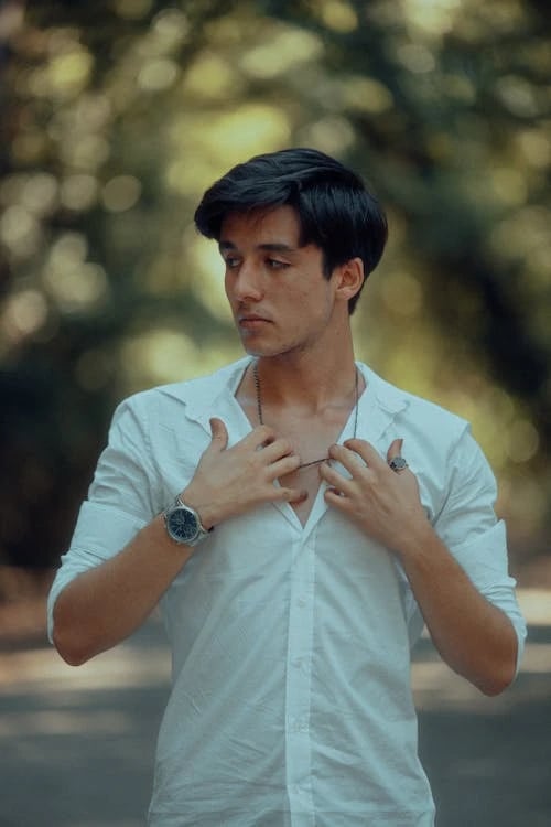 Winter Outfits filter before photo - neutral clothing portrait before transformation