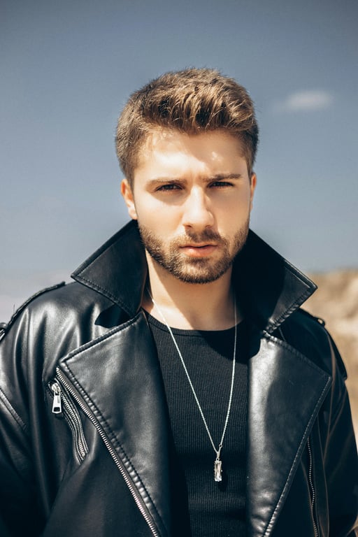 AI no beard filter before photo - young man with facial hair