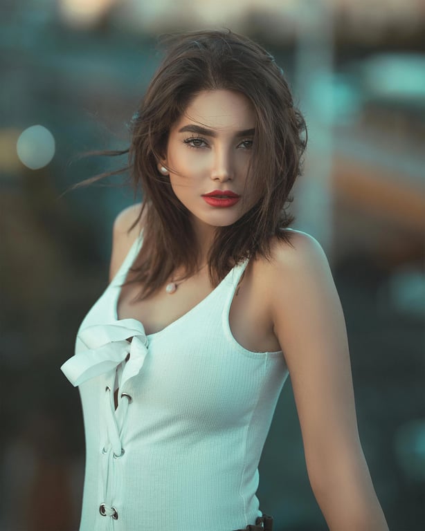 outfit generator ai before photo - woman wearing white top