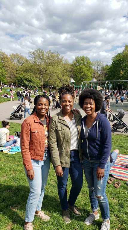Convert this casual group phot...