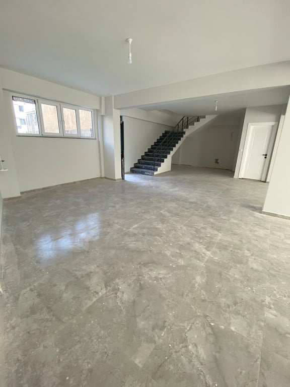 Sümer'de Çal Caddesi Üzerinde 500 m² Kullanım Alanlı Dükkan - 8
