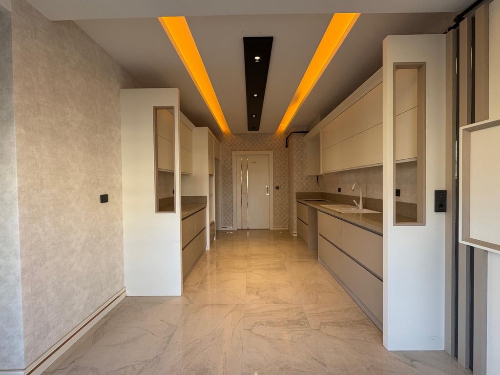 Selçukbey'de 4+1 / 200m² Havuzlu Sıfır Ara Kat Daire - 7