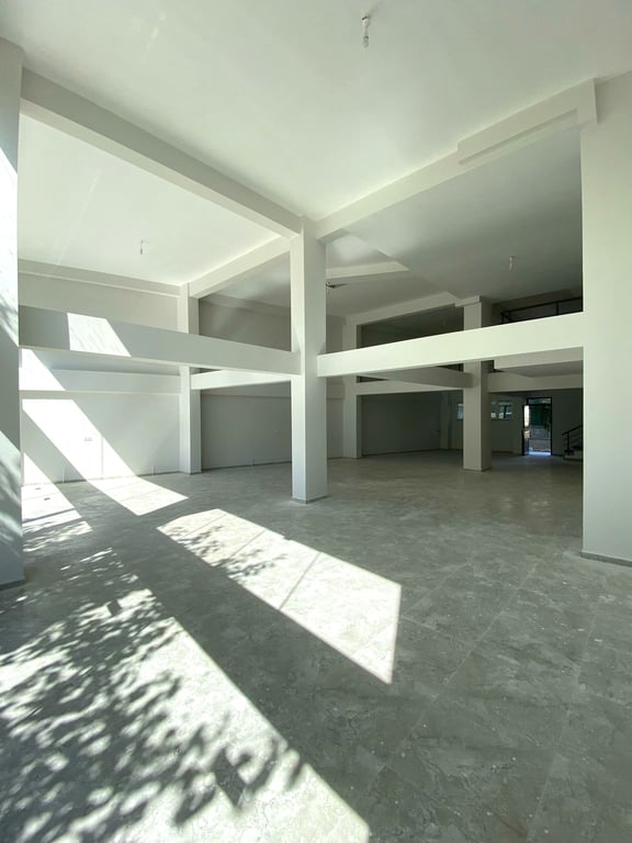 Sümer'de Çal Caddesi Üzerinde 500 m² Kullanım Alanlı Dükkan - 4