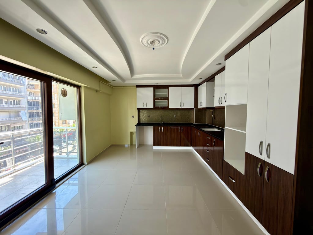 MAX PRIME | Çınar'a Yakın 3+1 / 200 m² Ara Kat Takasa Açık! - 3
