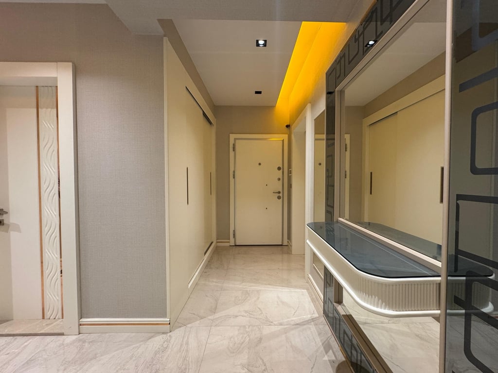 Selçukbey'de 4+1 / 200m² Havuzlu Sıfır Ara Kat Daire - 40