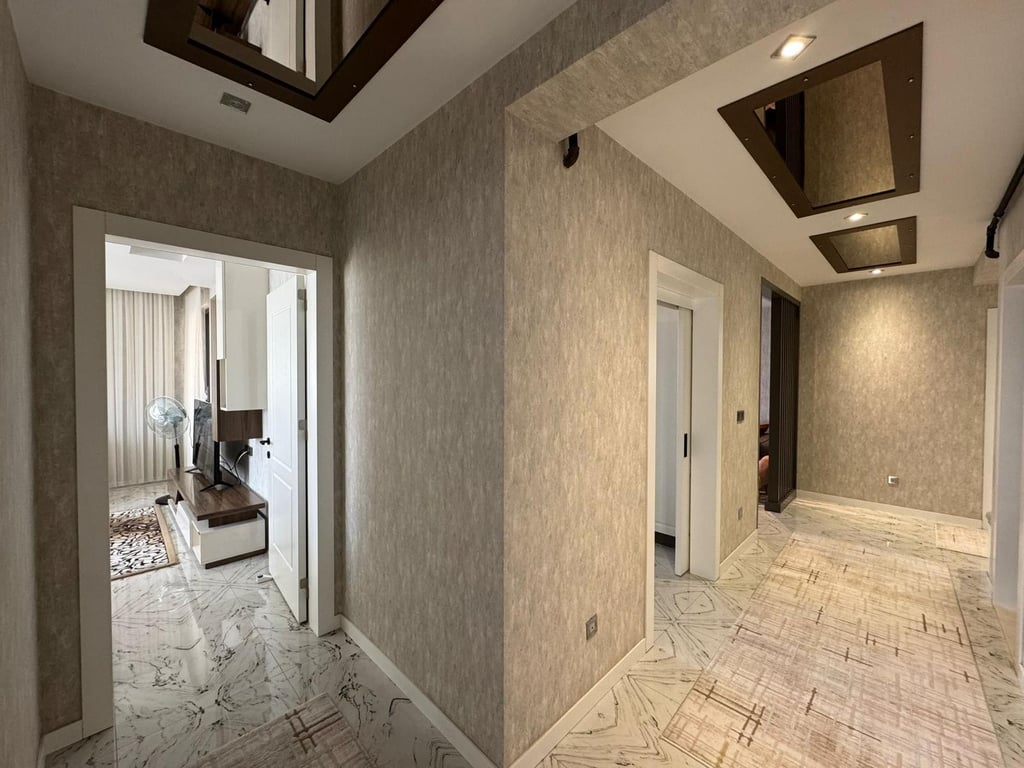 Gültepe'de 3+1 Havuzlu Sitede E. Banyolu Ara Kat Lüks Daire - 18