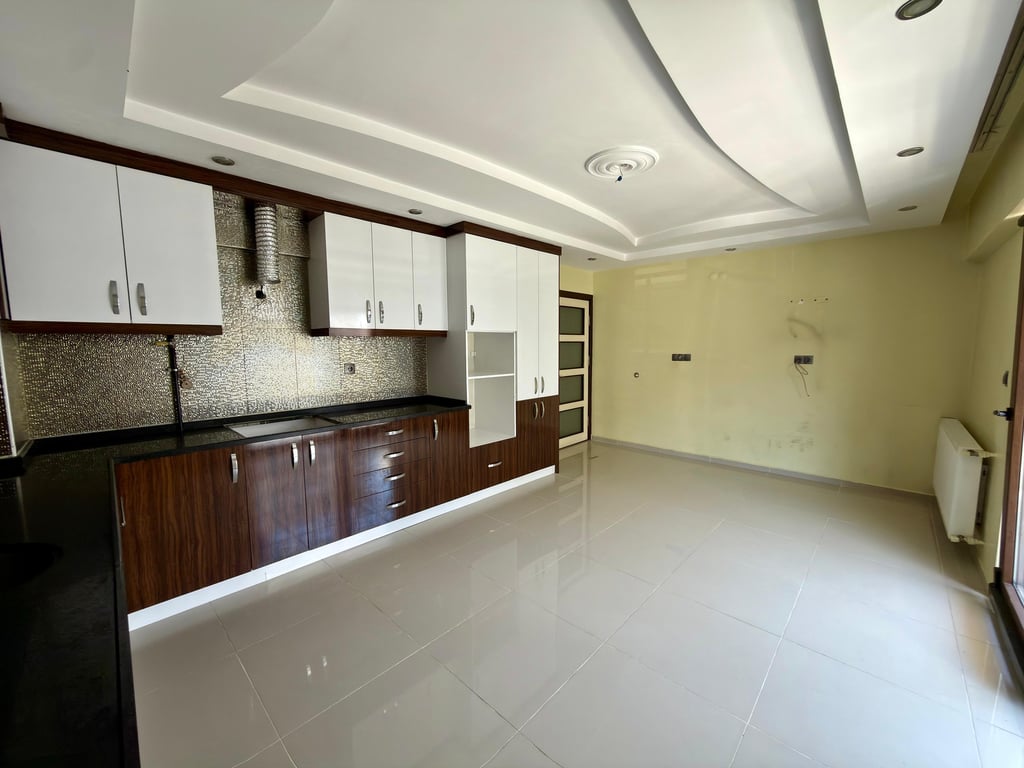 MAX PRIME | Çınar'a Yakın 3+1 / 200 m² Ara Kat Takasa Açık! - 5