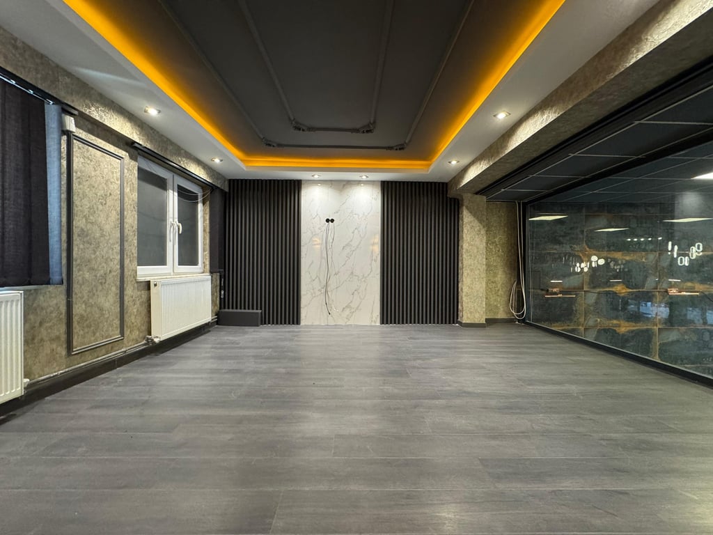 Devlet Hastanesi Karşısı 240 m² Kullanım Alanına Sahip 2 Katlı Çift Giriş Dükkan - 12