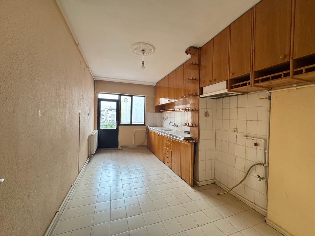 MAX PRIME | KARAMAN'DA PAZAR YERİNE YAKIN 2+1 ARA KAT FIRSAT DAİRE - 2