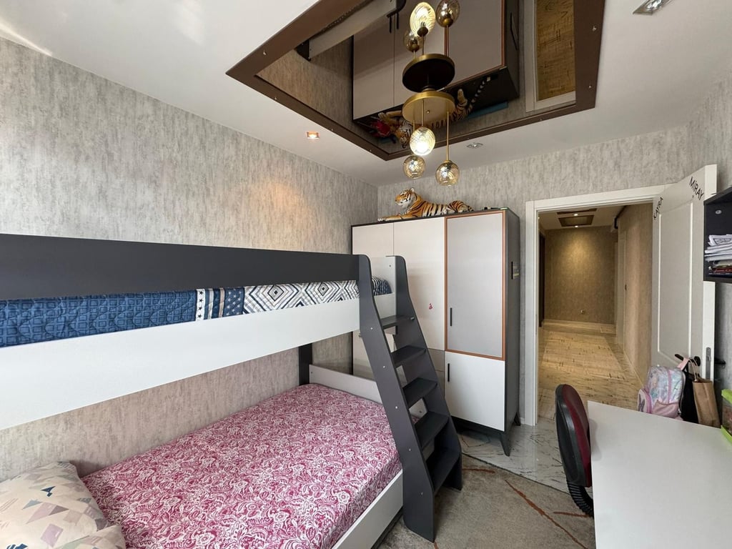 Gültepe'de 3+1 Havuzlu Sitede E. Banyolu Ara Kat Lüks Daire - 15