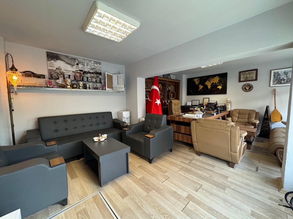 Saraylar'da Tabela Değeri Yüksek 50 m² Eşyalı Satılık Ofis - 19