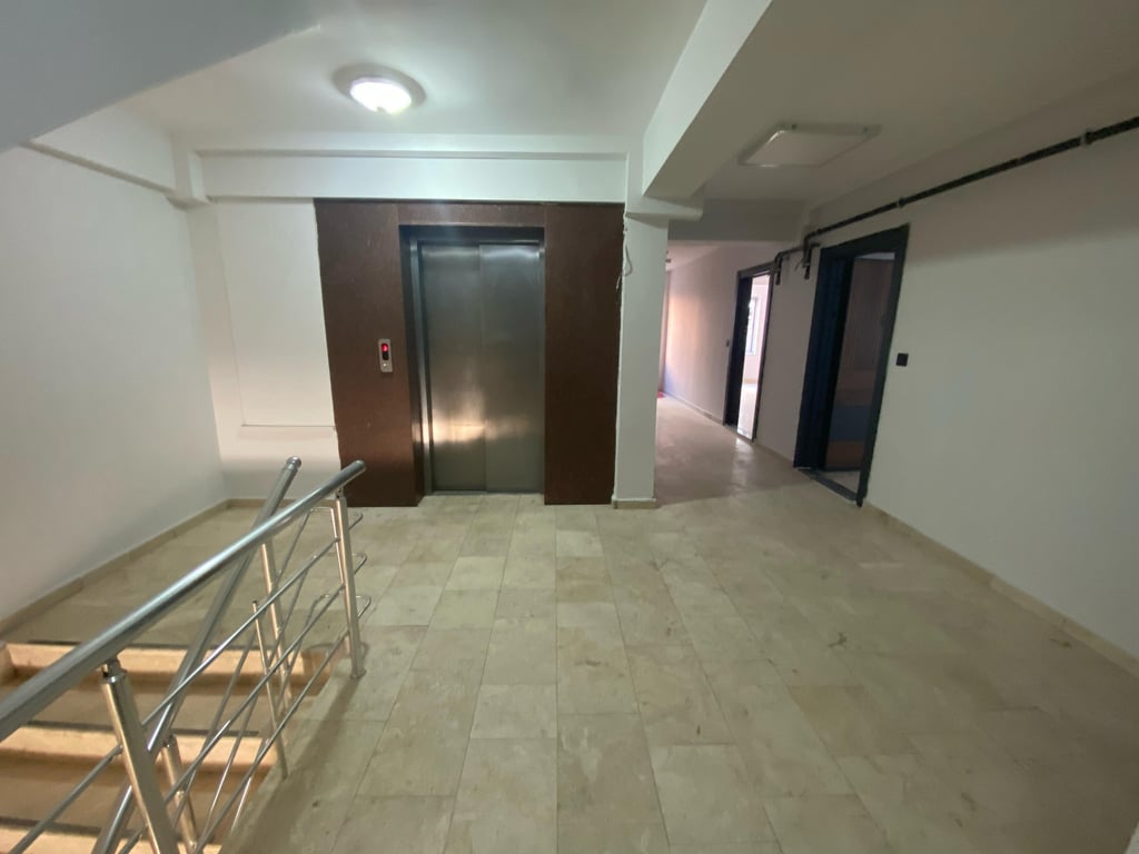 ATATÜRK CADDESİ ARKASI SATILIK KOMPLE BİNA - 5