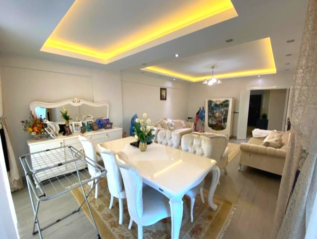 Selçukbey'de Gül Meydanı Yakını 3+1 / 180 m² E.Banyolu Lüx Daire - 2