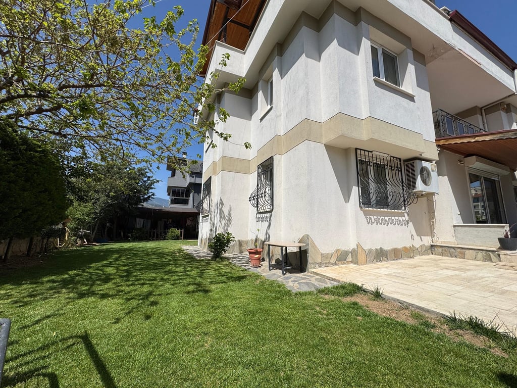 Servergazi'de 510 m² Köşe Parsel İçinde 2 Katlı Müstakil Bahçeli Daire - 38