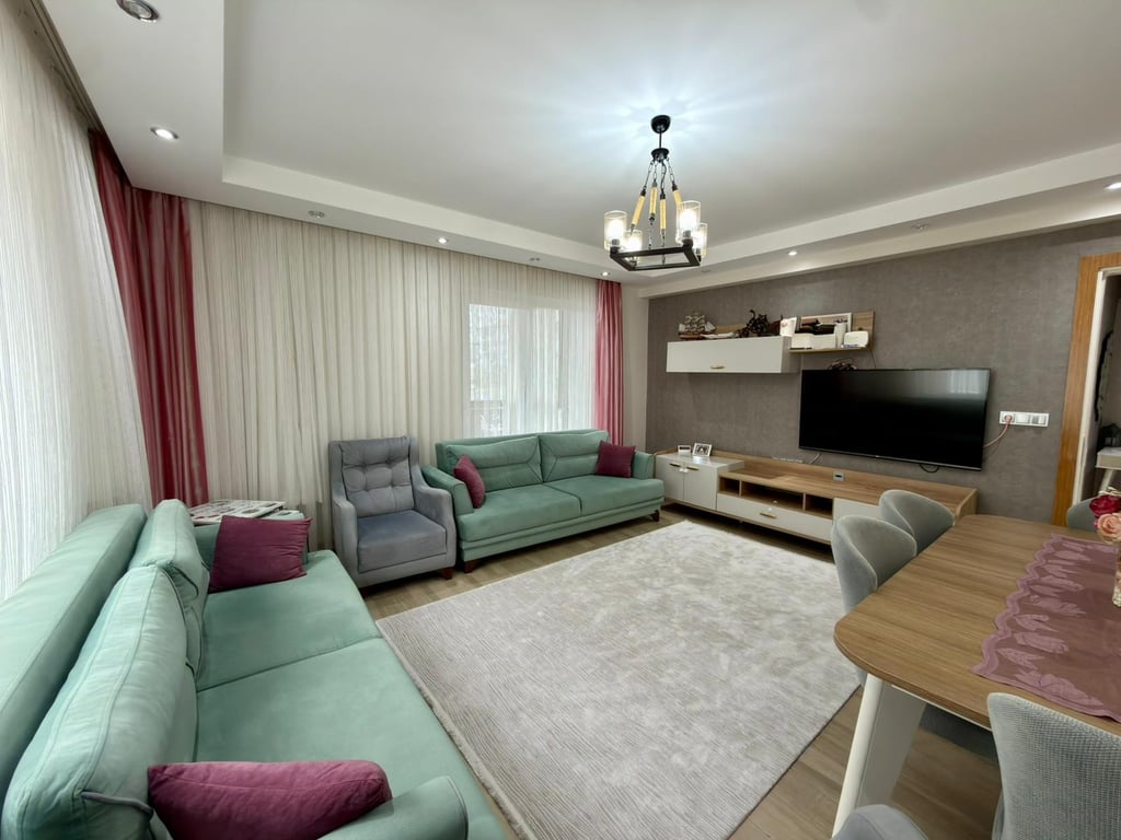 Beyan Sorunu Yok ! Nazbayrak Yakını 3+1 / 150 m² Kapalı Otoparklı