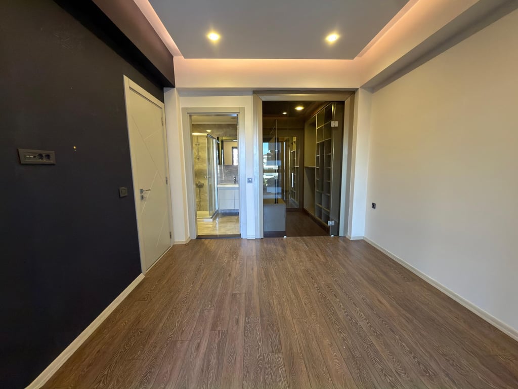 SELÇUKBEY'DE 3+1 / 175 m² HAVUZ CEPHELİ ARA KAT MASRAFSIZ LÜKS DAİRE - 16