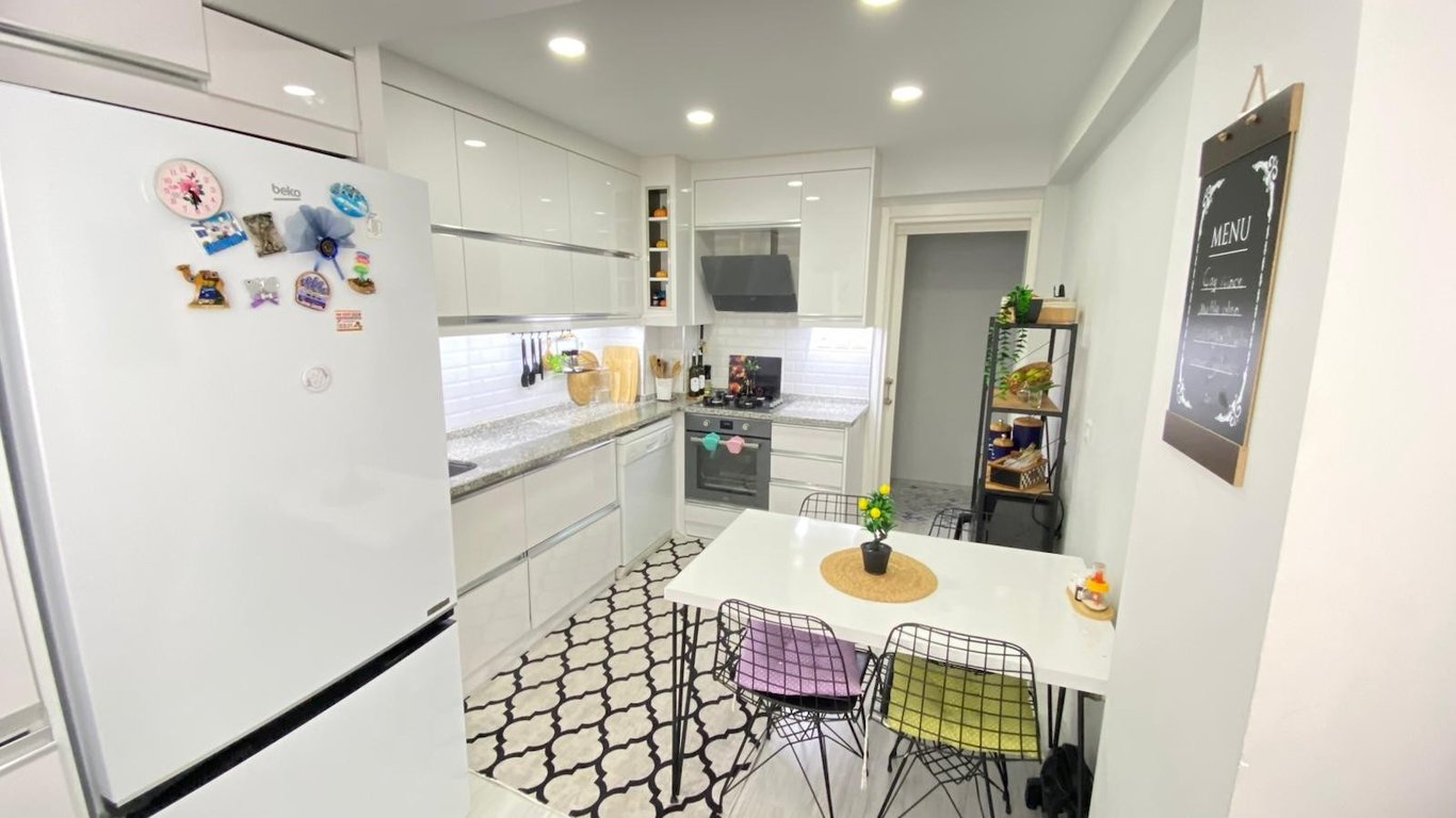 Adalet Mahallesi'nde 3+1 / 150 m² Cadde Üzeri Önü Açık Masrafsız Lüks Daire - 5