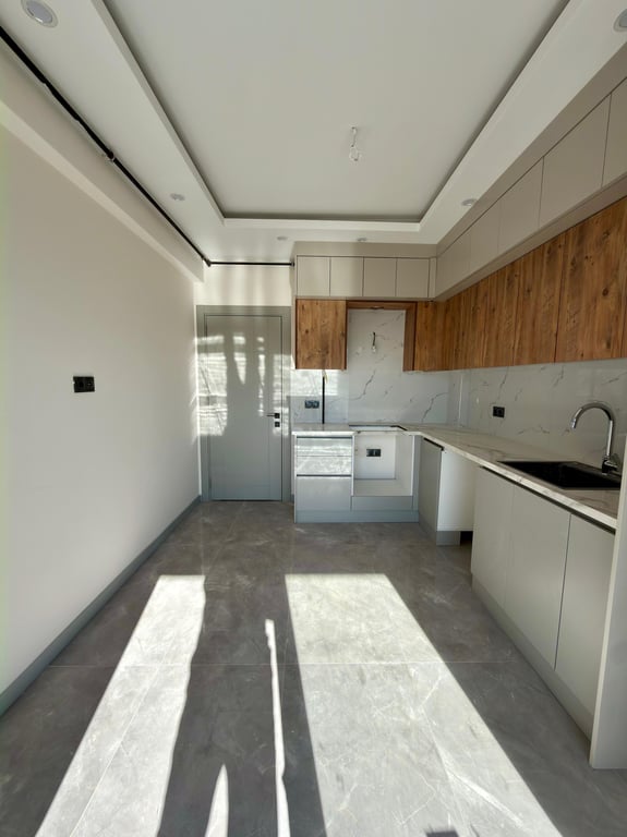 Karahasanlı'da Şehir Hast. Yakını Yeşil Alan Cepheli 2+1 Havuzlu Sitede Lüks Daireler - 2