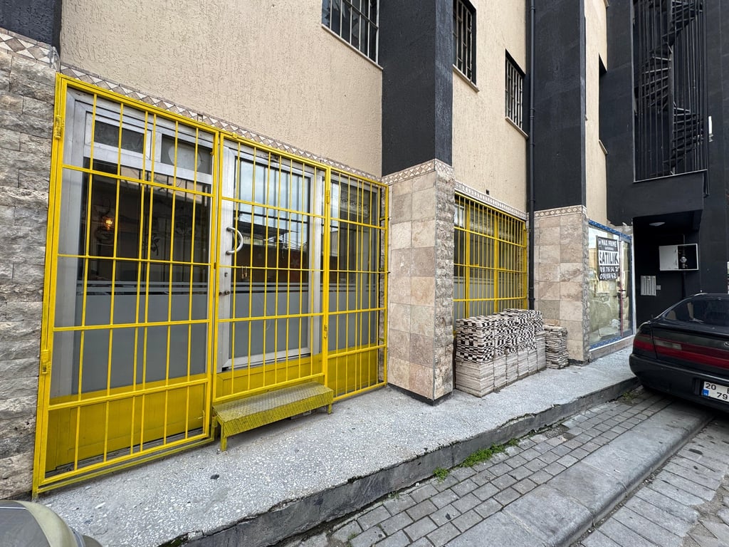 Saraylar'da Tabela Değeri Yüksek 50 m² Eşyalı Satılık Ofis - 28