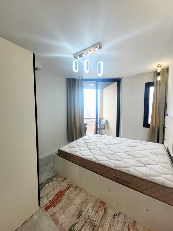 Saraylar'da 1+1 / 35 m² Ara Kat Full Sıfır Eşyalı Lüks Apart - 12