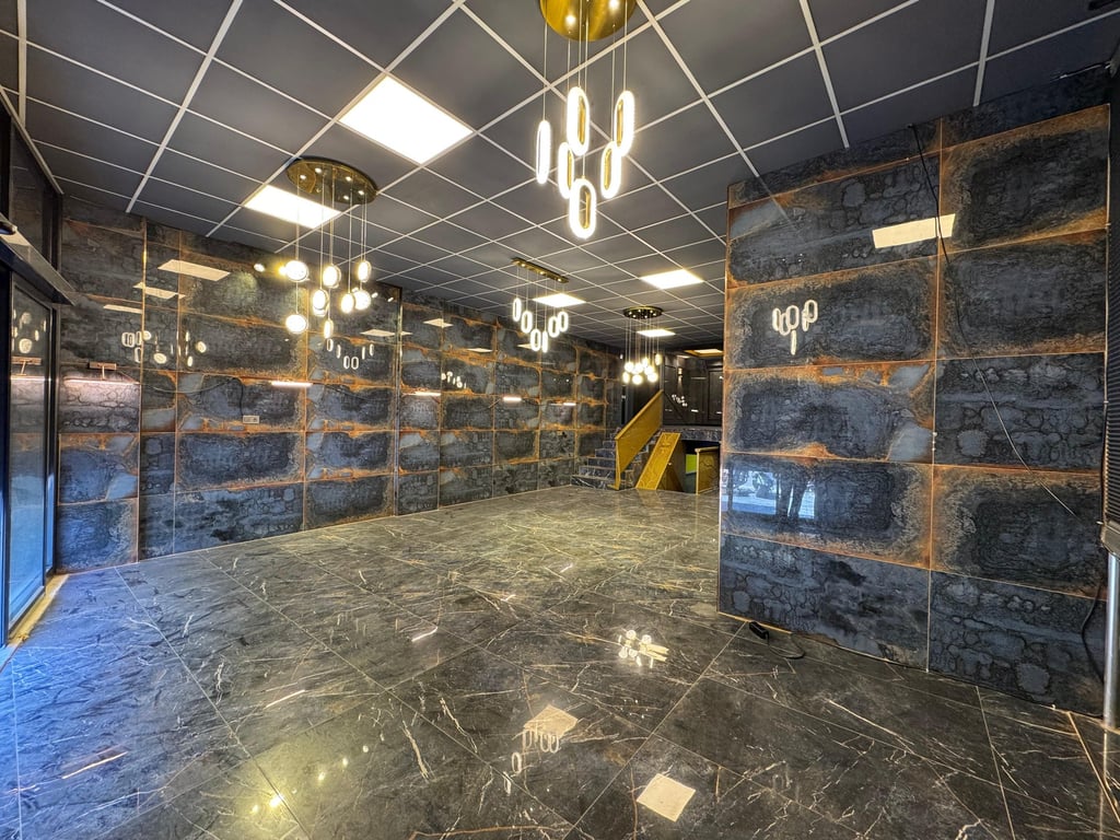 Devlet Hastanesi Karşısı 240 m² Kullanım Alanına Sahip 2 Katlı Çift Giriş Dükkan - 2