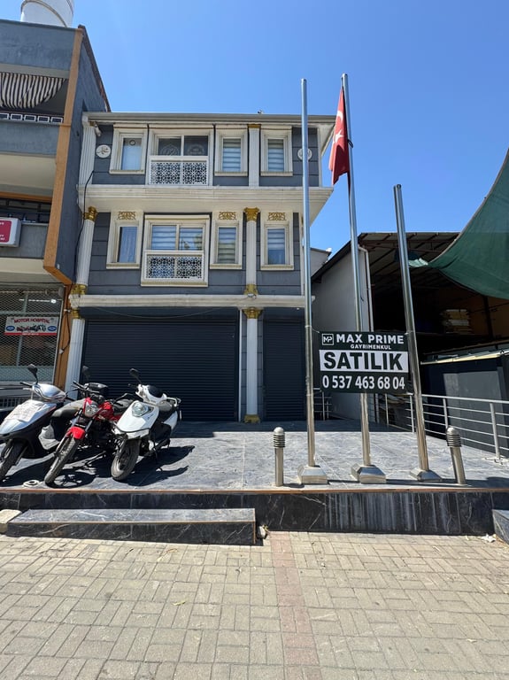 Devlet Hastanesi Karşısı 240 m² Kullanım Alanına Sahip 2 Katlı Çift Giriş Dükkan - 30
