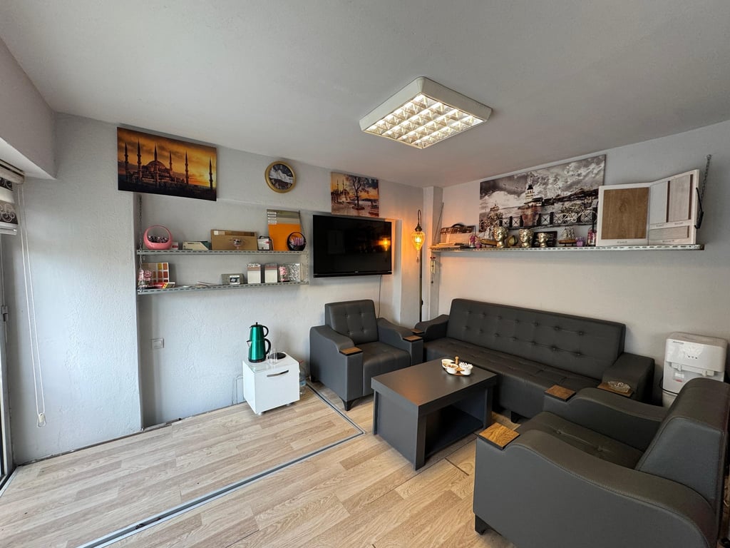 Saraylar'da Tabela Değeri Yüksek 50 m² Eşyalı Satılık Ofis - 21