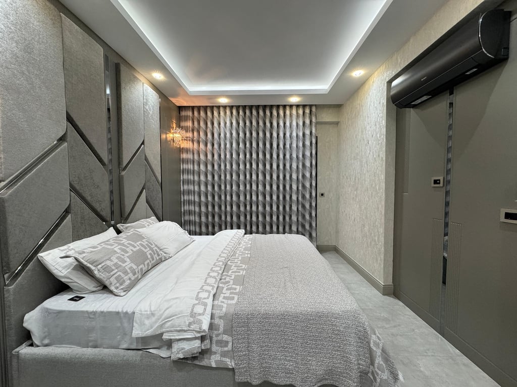 Şemikler Cinkaya Mevkiinde 4+1 / 210 m² Havuzlu Full Konsept Sitede Sıfır Lüx Daireler - 15