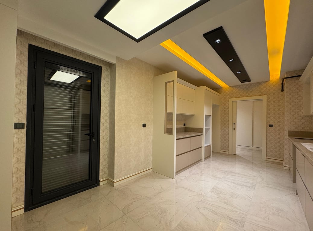 Selçukbey'de 4+1 / 200m² Havuzlu Sıfır Ara Kat Daire - 12