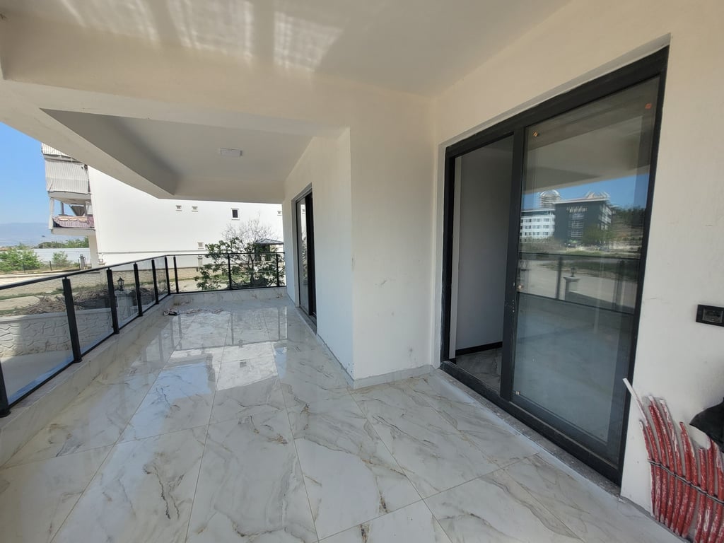 Şemikler Mah. Vildan Koleji Mevki 3+1 / 165 m² E. Banyolu Sıfır Lüks Daire - 18
