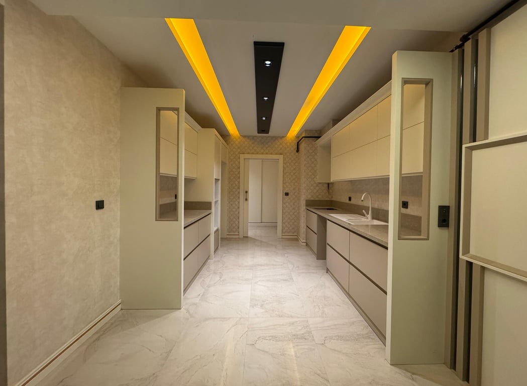 Selçukbey'de 4+1 / 200m² Havuzlu Sıfır Ara Kat Daire - 13