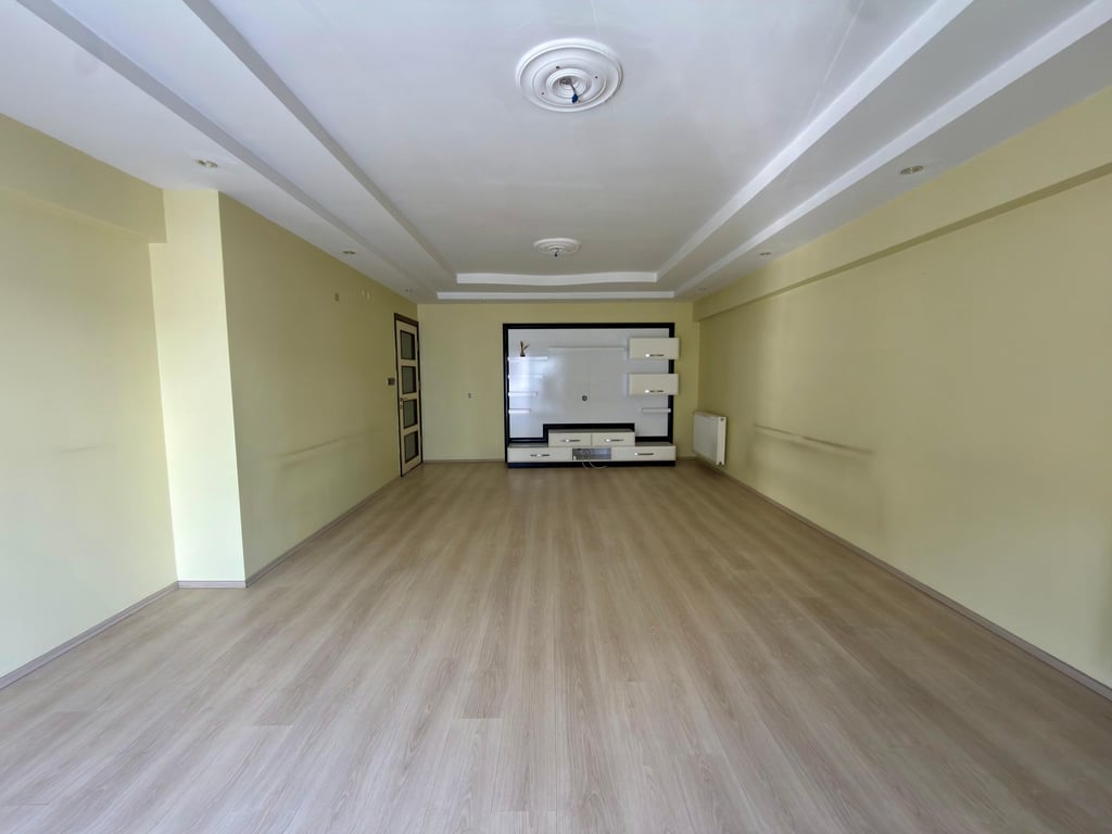 MAX PRIME | Çınar'a Yakın 3+1 / 200 m² Ara Kat Takasa Açık! - 6