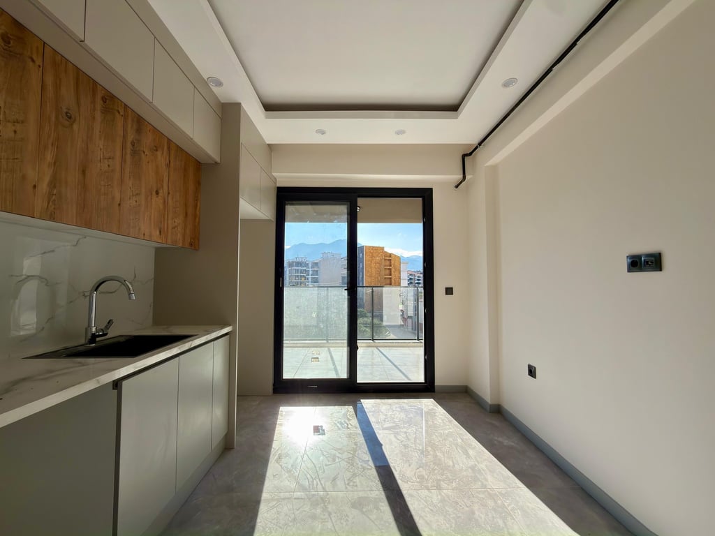 Karahasanlı'da Şehir Hast. Yakını Yeşil Alan Cepheli 2+1 Havuzlu Sitede Lüks Daireler - 3