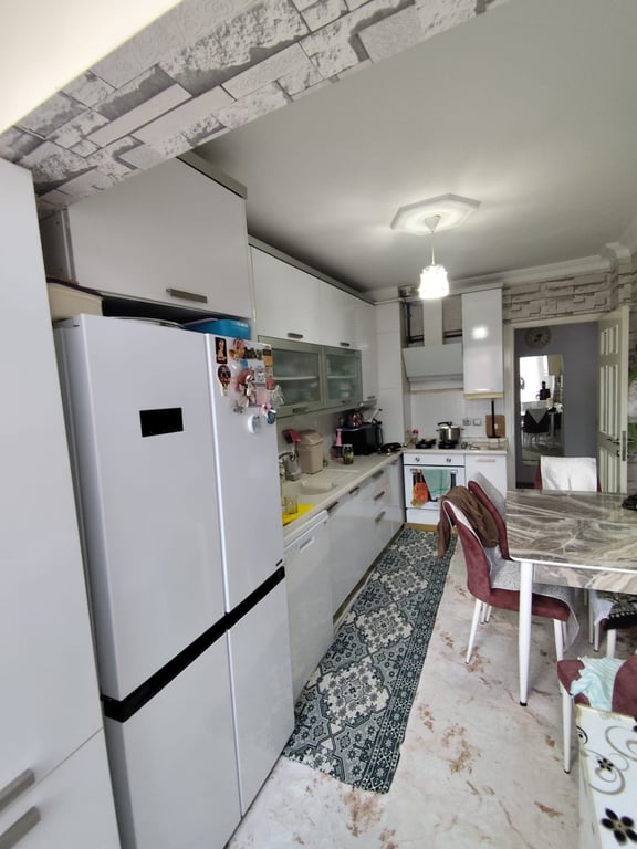 Değirmenönü Mahallesi Çıtır Ekmek Yakını 2+1 / 110 m2 Ara Kat Masrafsız Daire - 3