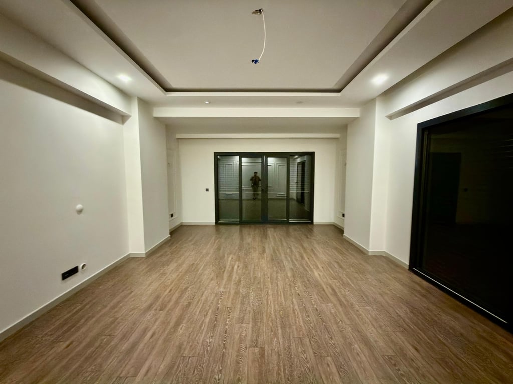 SELÇUKBEY'DE 3+1 / 175 m² HAVUZ CEPHELİ ARA KAT MASRAFSIZ LÜKS DAİRE - 8